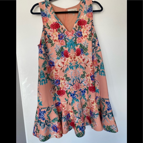 KEEPSAKE DRESS. SIZE L - FITS S/M/L. - Picture 1 of 3